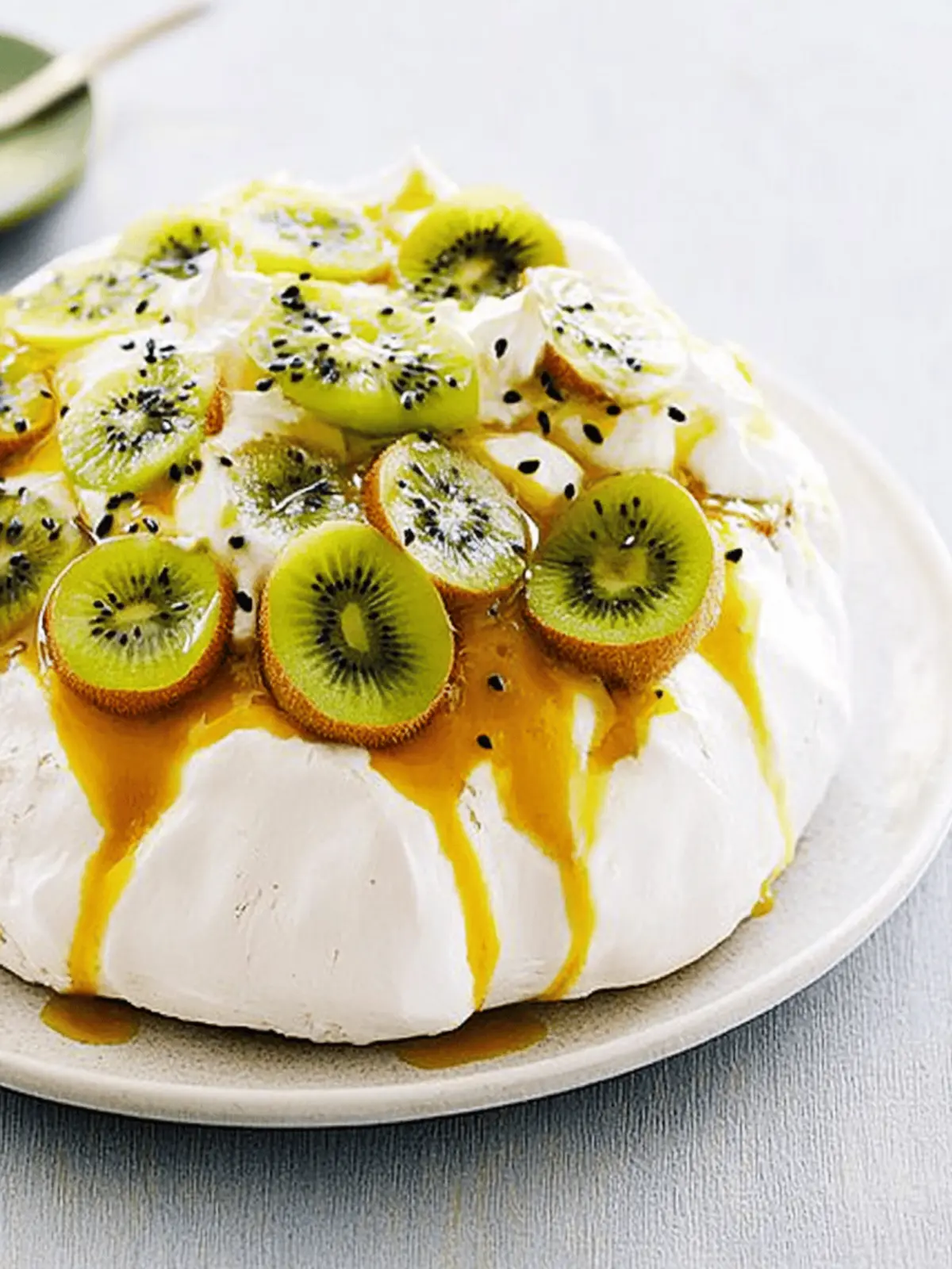 Delicious Kiwi Passionfruit Pavlova That Melts in Your Mouth 5 Kiwi passionfruit pavlova
