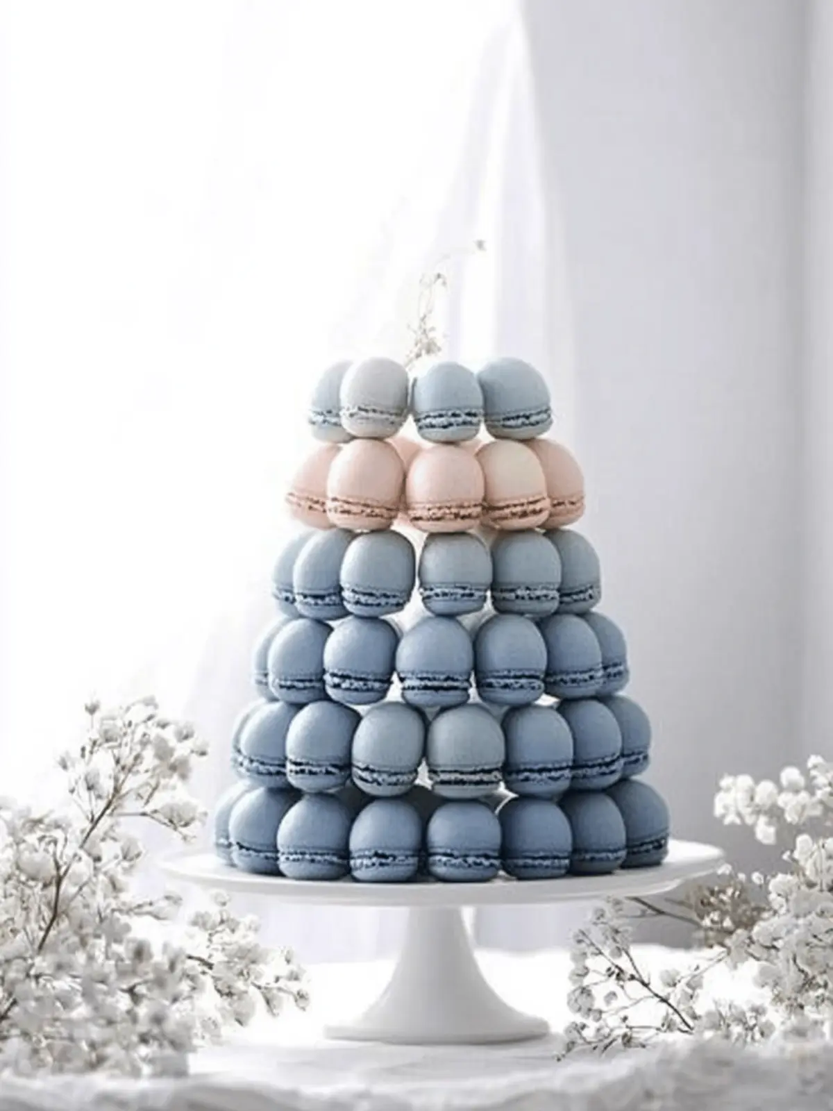 Create a Stunning Ombré Macaron Tower for Any Occasion 3 Ombré Macaron Tower
